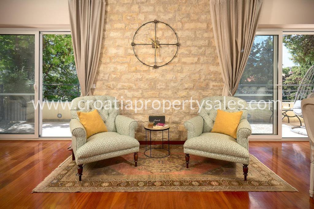 Casa In vendita - Splitsko-dalmatinska Split