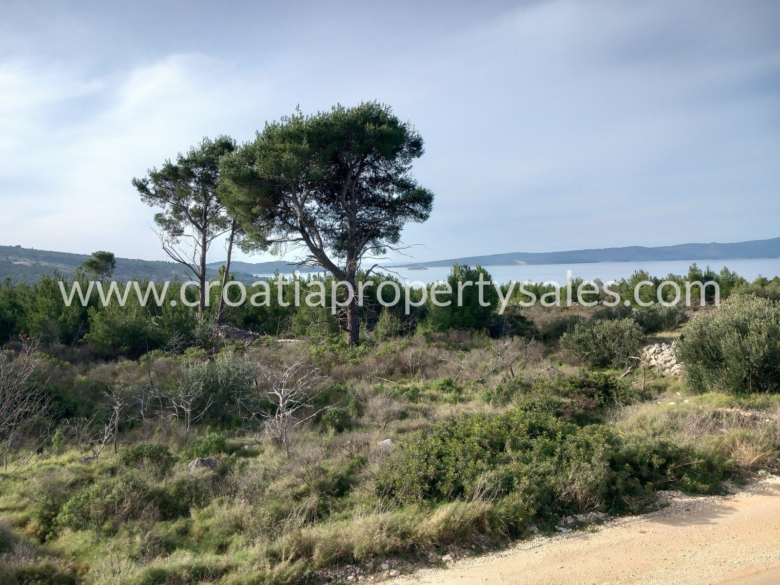 Land For sale -  Brac