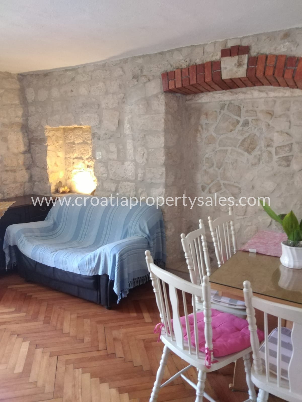 Dom Na sprzedaż -  Trogir/Ciovo