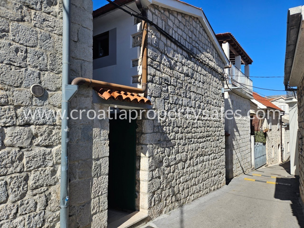 Dom Na sprzedaż -  Trogir/Ciovo