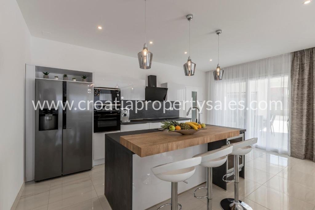 Casa In vendita -  Kastela