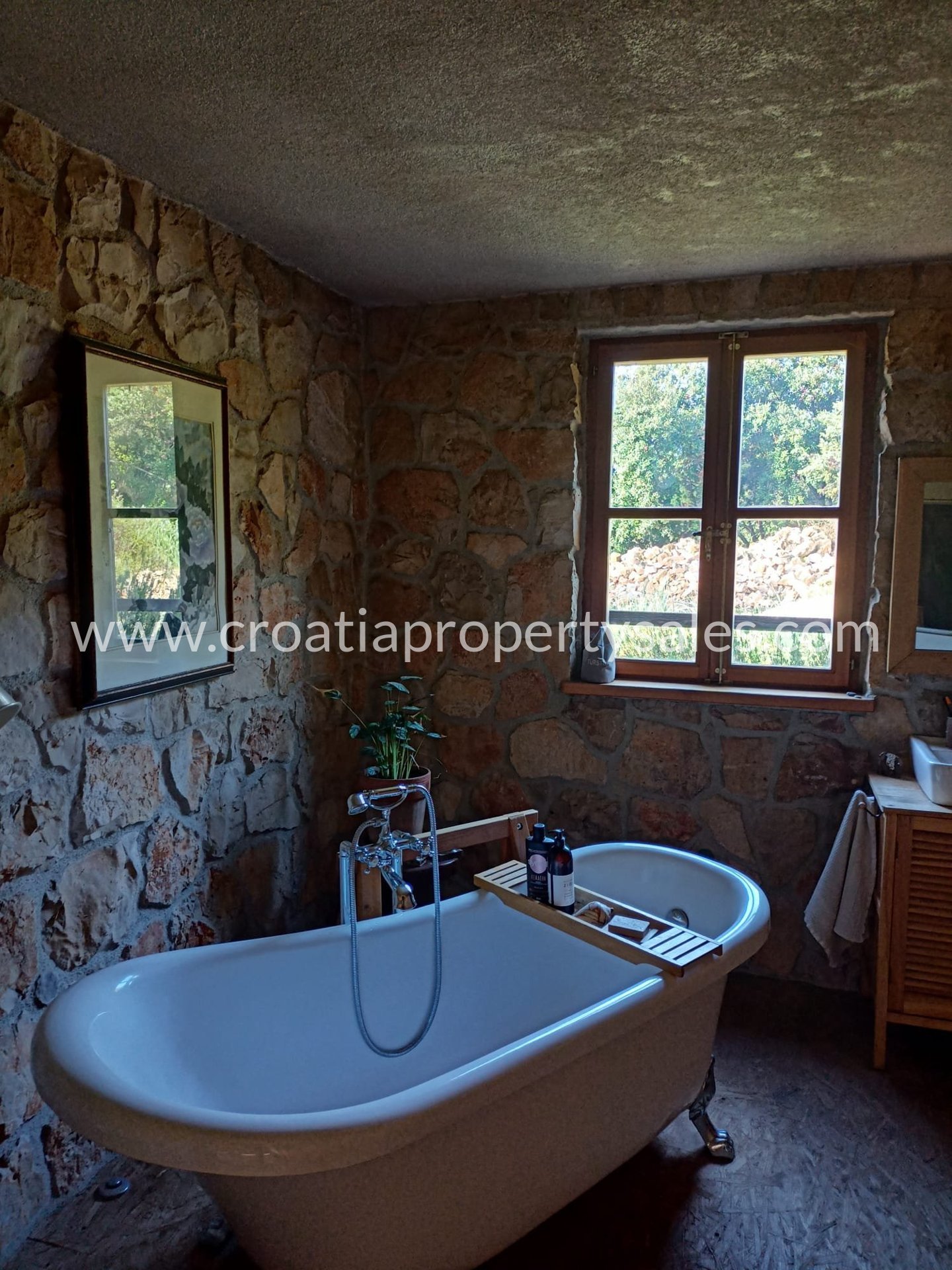 House For sale -  Vis