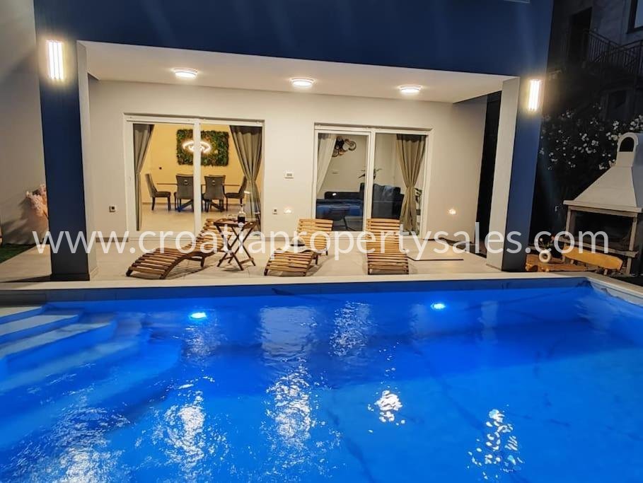 Casa In vendita - Kastela - foto 3/9