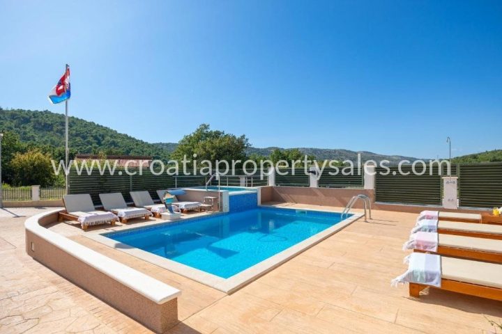 Haus Zu verkaufen - Splitsko-dalmatinska Split - foto 4/17