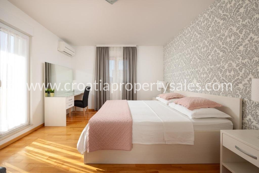 House For sale - Splitsko-dalmatinska Split