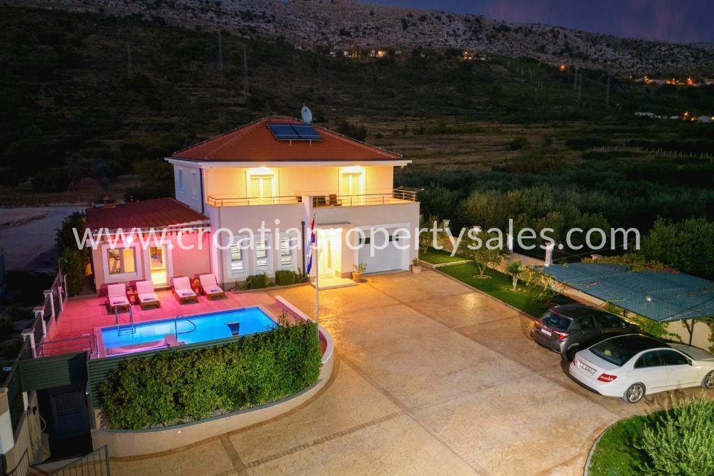 House For sale - Splitsko-dalmatinska Split - foto 3/17