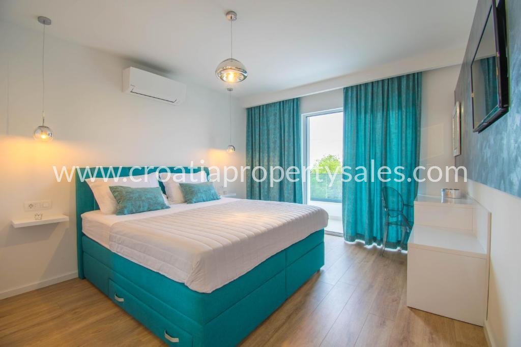 House For sale -  Makarska