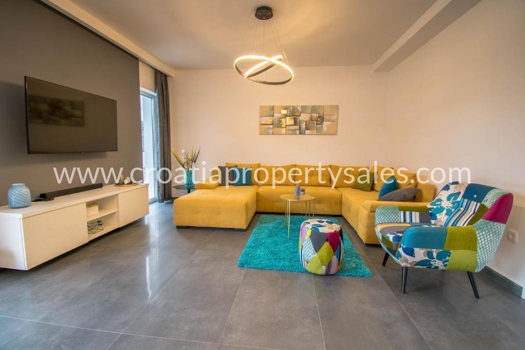 House For sale -  Makarska