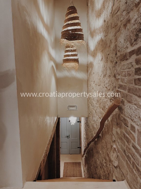 Kuća Na prodaju -  Vis
