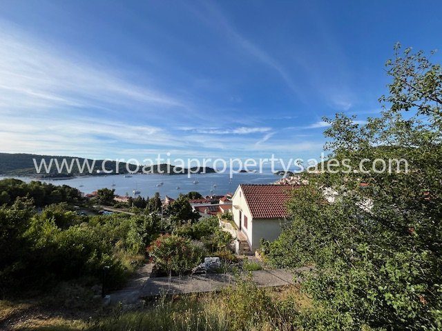 Land for sale 300 m² – Vis