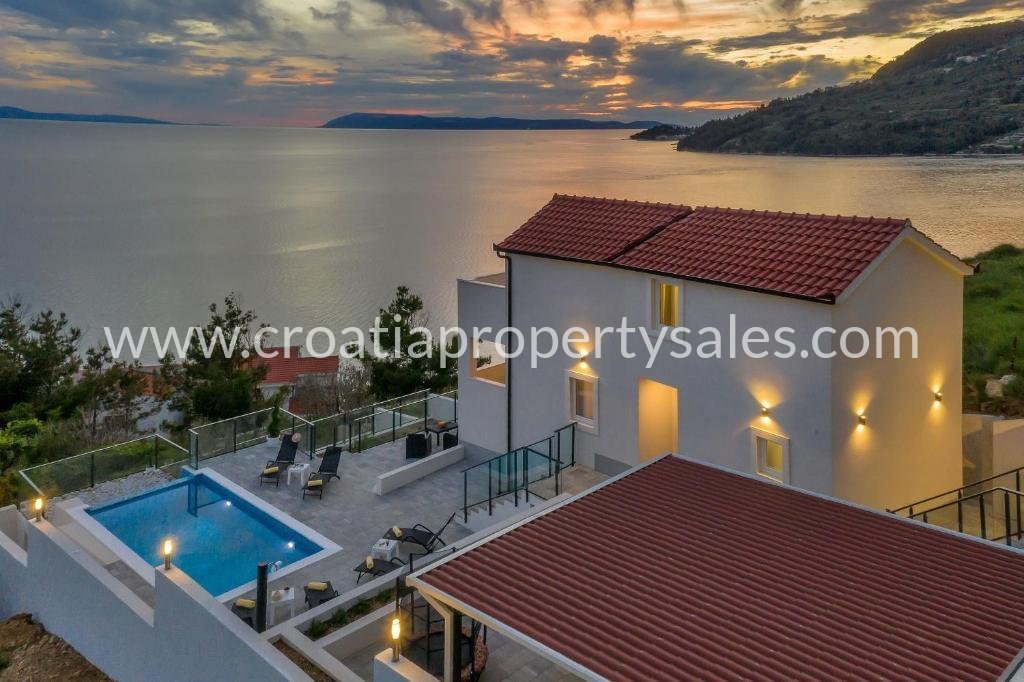 House For sale - Splitsko-dalmatinska Makarska - foto 1/13