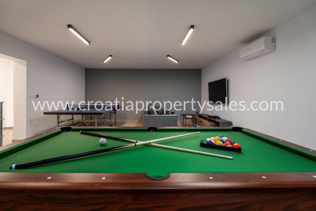 House For sale -  Omis