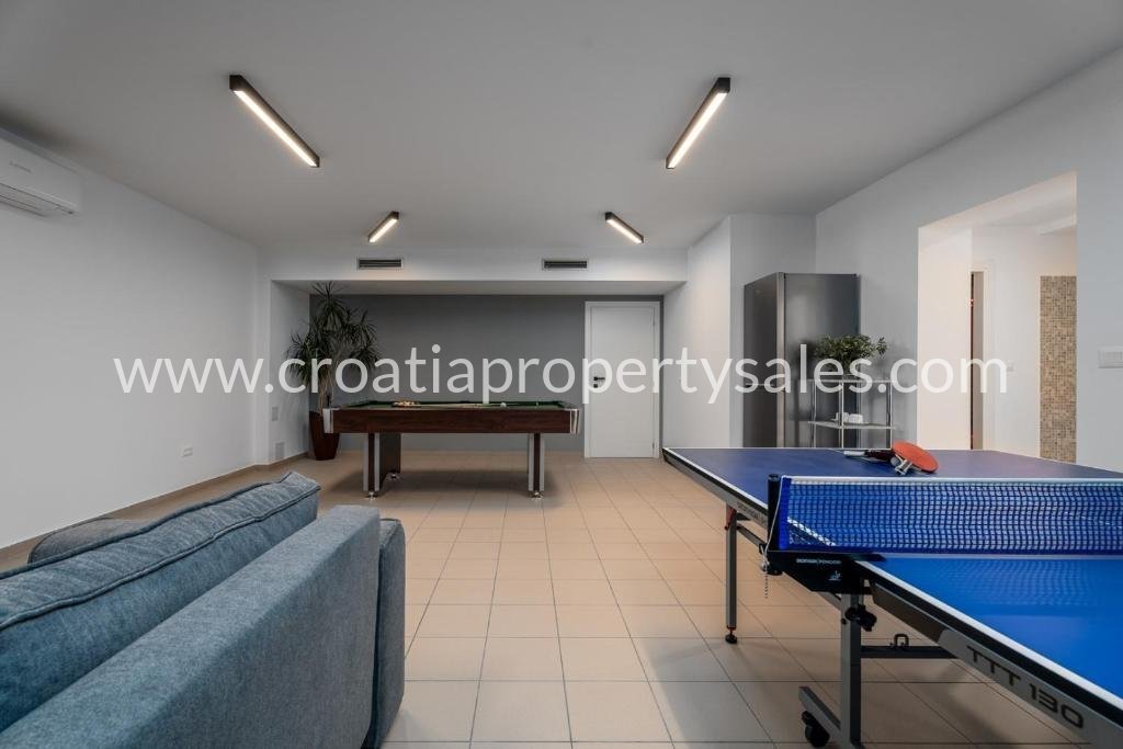 House For sale -  Omis