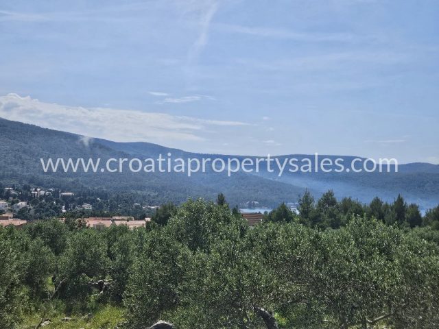 Działka na sprzedaż 1047 m² – Hvar