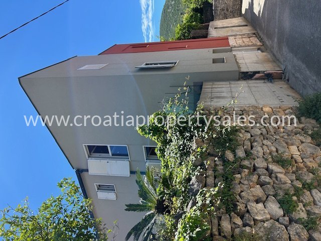 Kuća Na prodaju -  Vis
