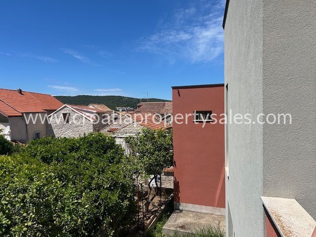 Kuća Na prodaju -  Vis