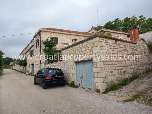 Dom na predaj 200 m² – Brac