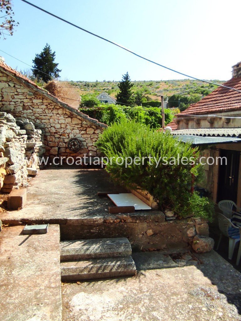 Casa In vendita -  Brac