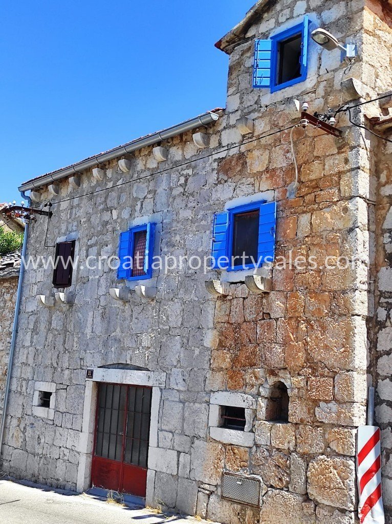 Casa In vendita -  Brac