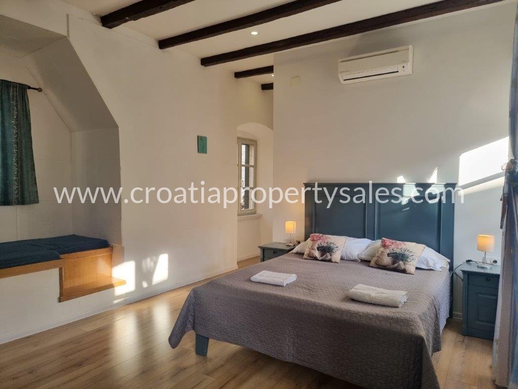 Casa In vendita -  Sibenik