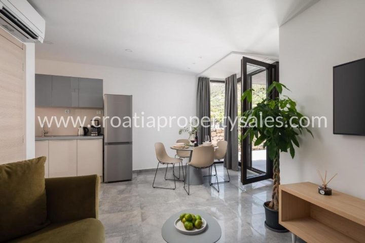 Haus Zu verkaufen - Splitsko-dalmatinska Vis - foto 3/12