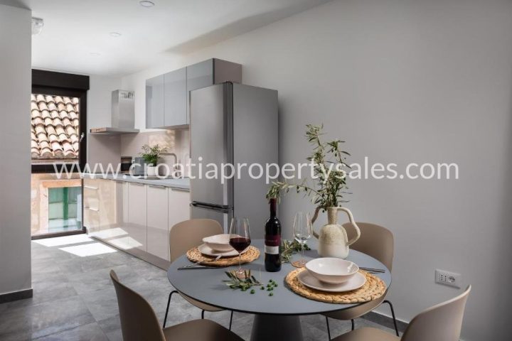 Haus Zu verkaufen - Splitsko-dalmatinska Vis - foto 5/12