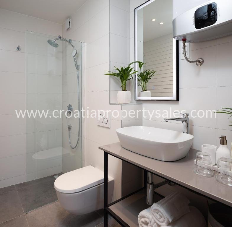 House For sale -  Vis