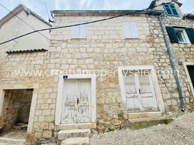 Hiša na predaj 150 m² – Brac