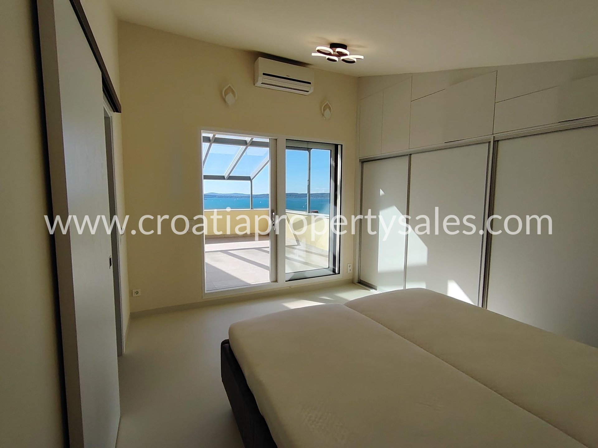 Casa In vendita -  Kastela