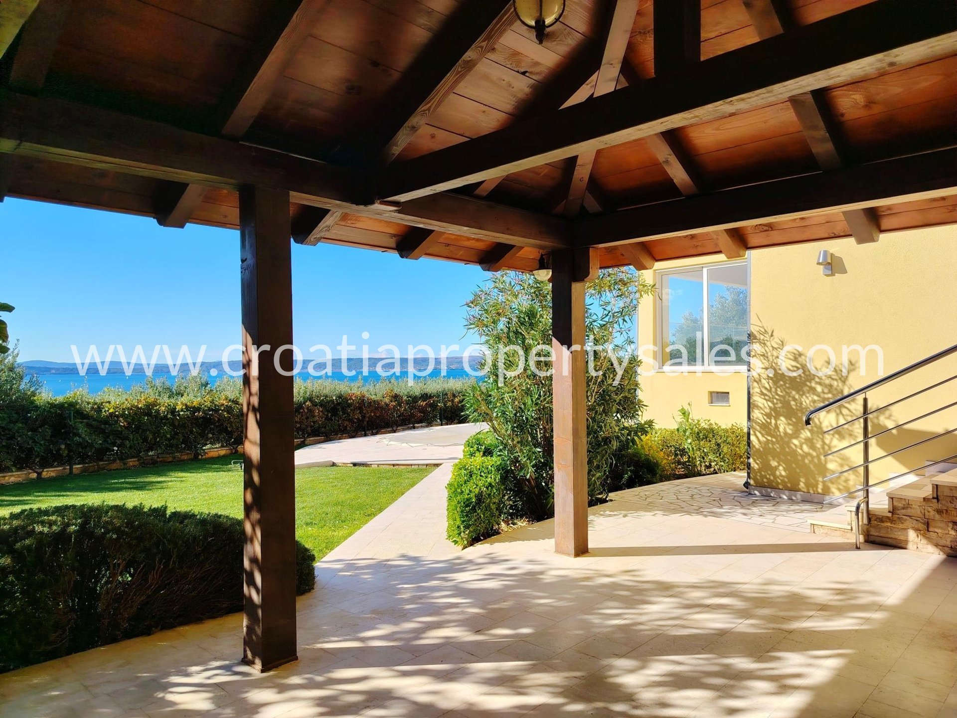 Casa In vendita -  Kastela