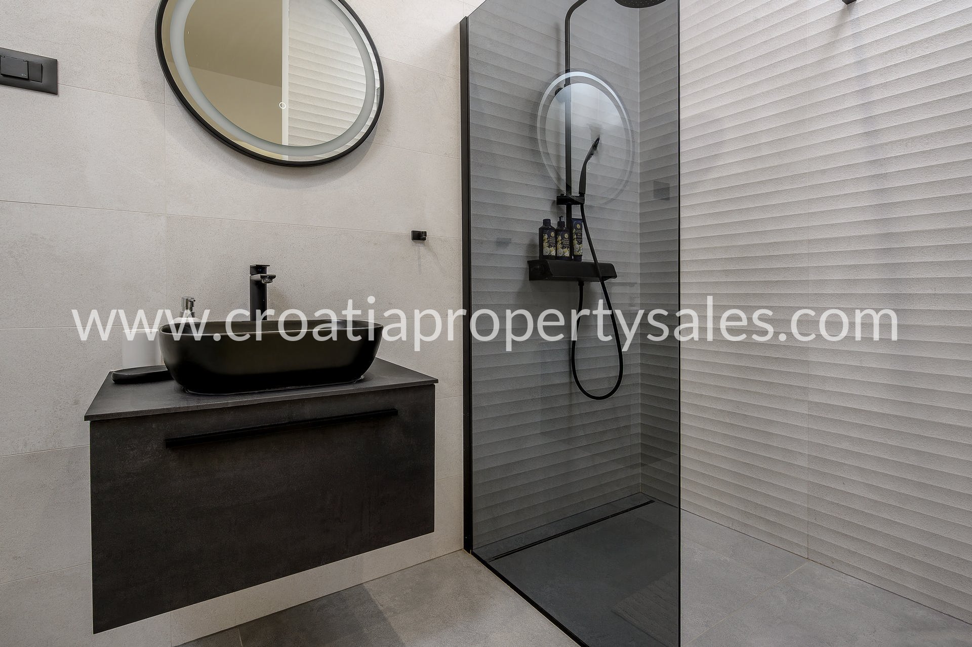 Casa In vendita - Rogoznica - foto 5/8