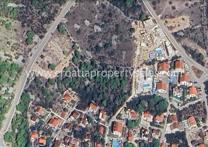 Terreno In vendita -  Brac