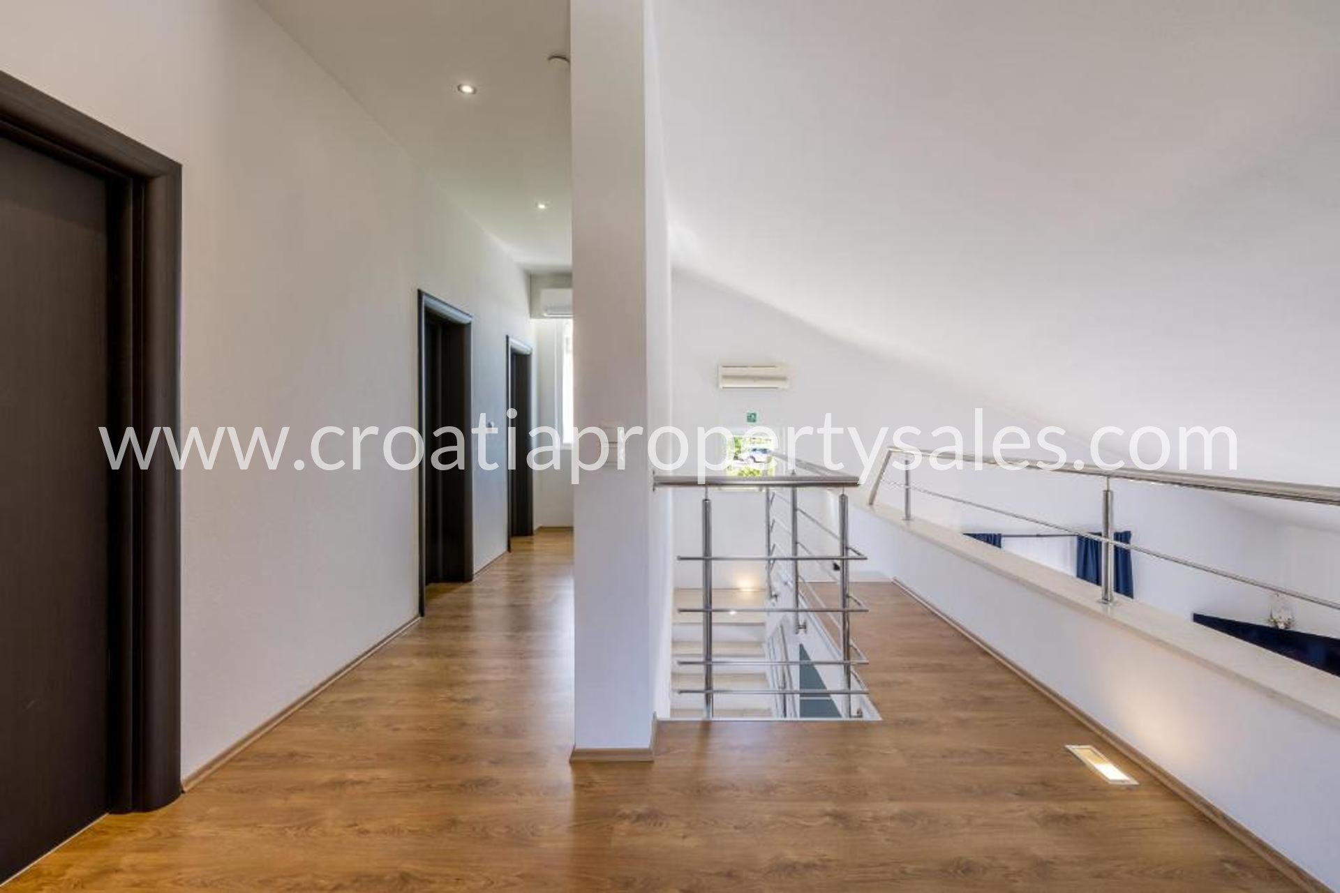 Casa In vendita -  Kastela