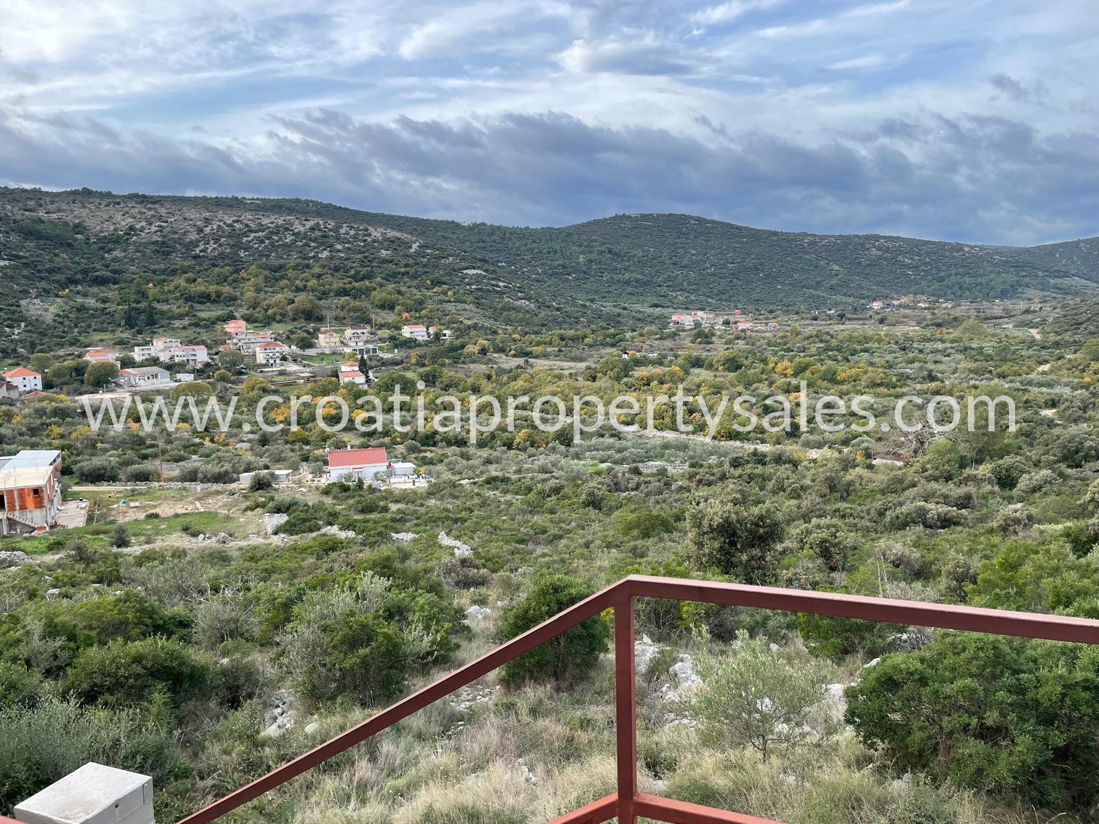Dom Na predaj -  Trogir/Ciovo