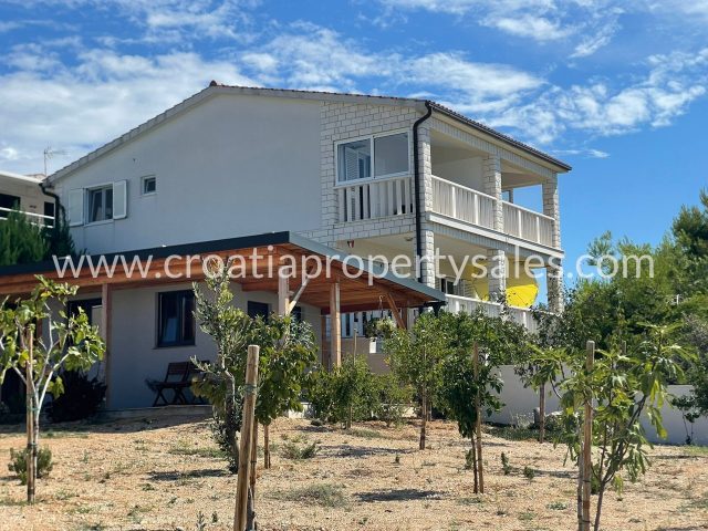 Haus Zu verkaufen - šibensko-kninska Rogoznica - foto 2/15