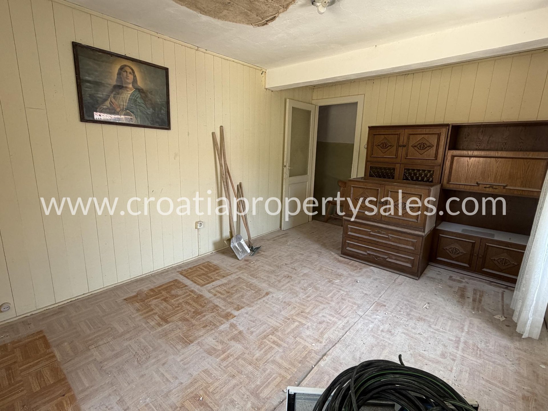 House For sale -  Vis