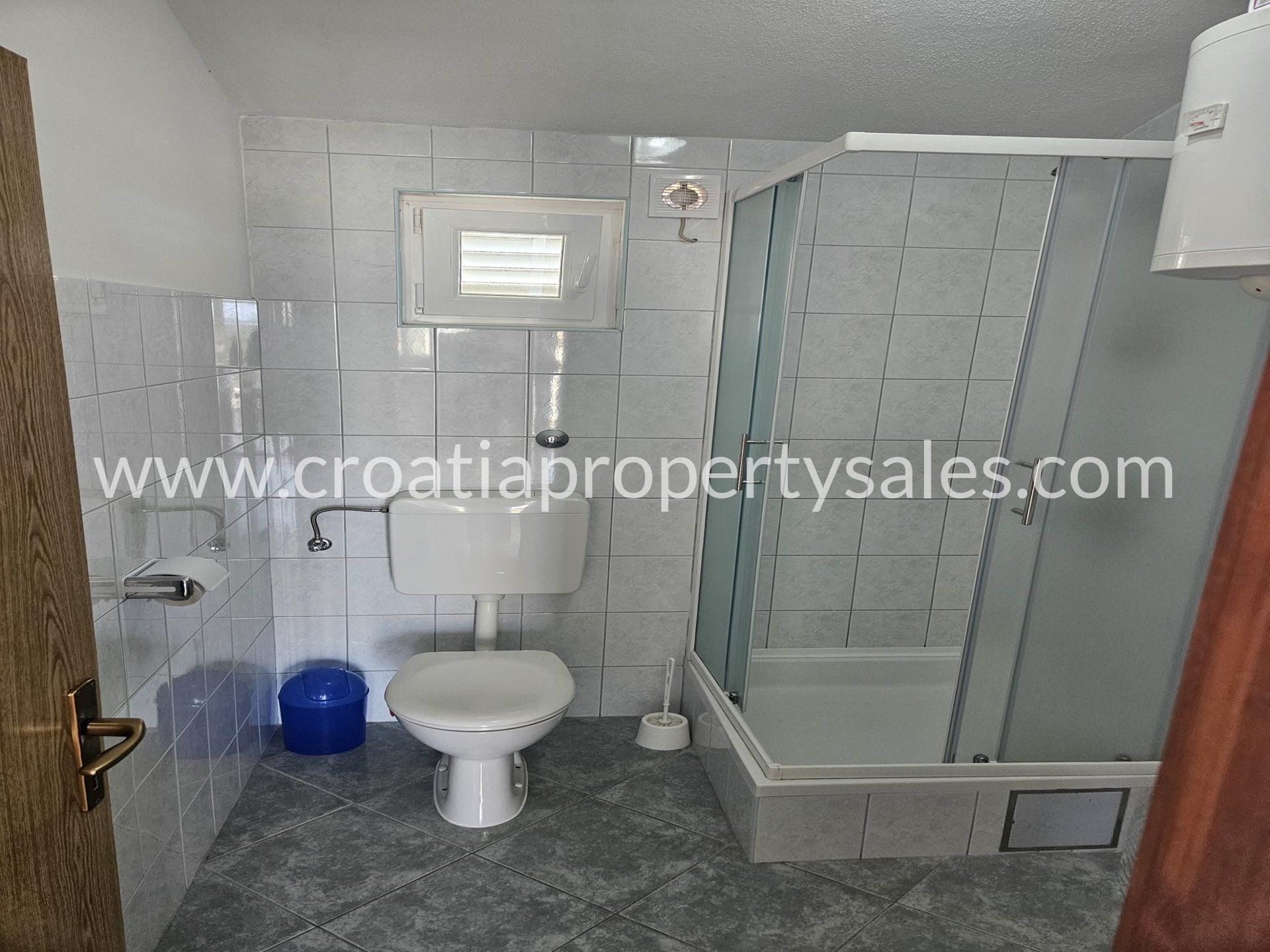 House For sale -  Vis