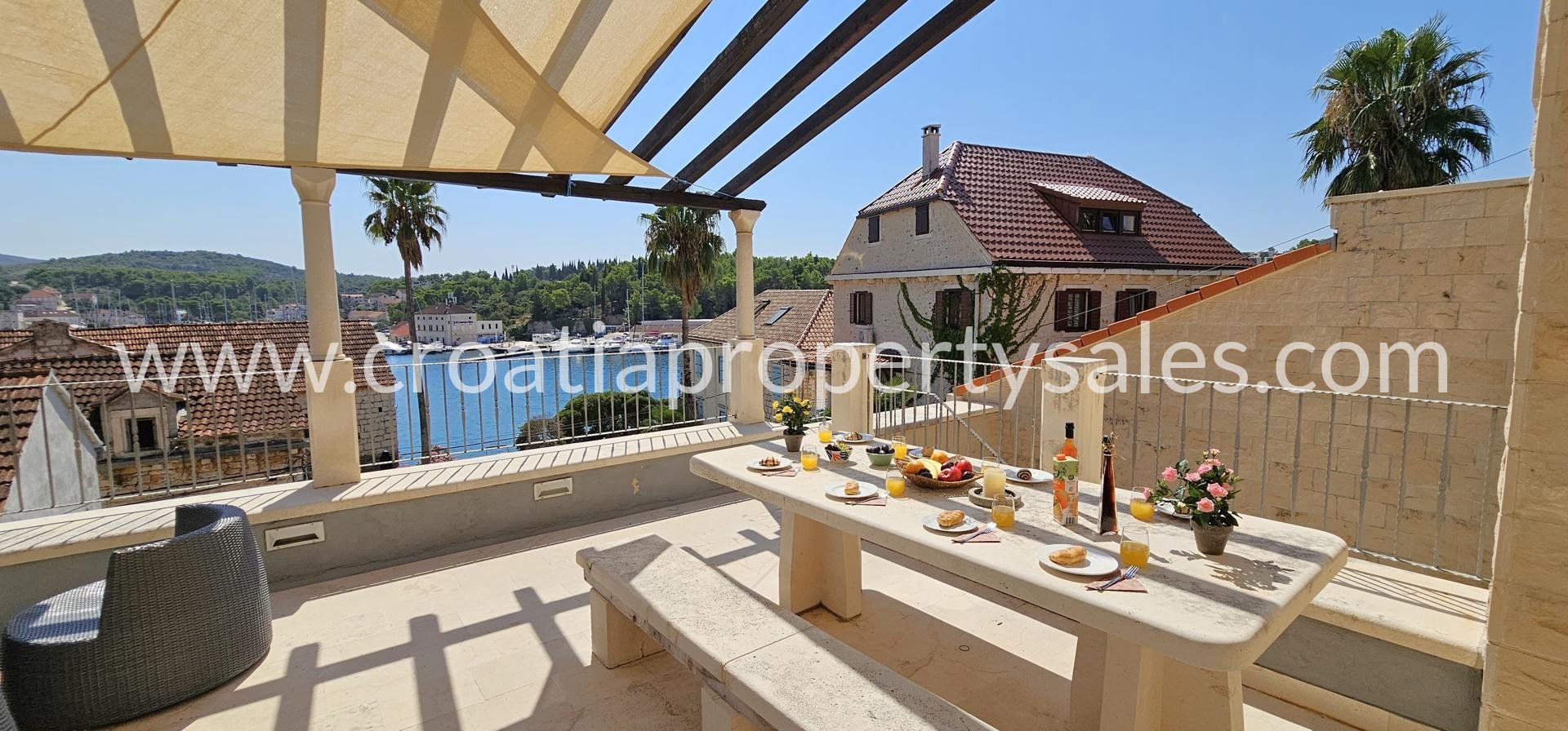 Casa In vendita -  Brac