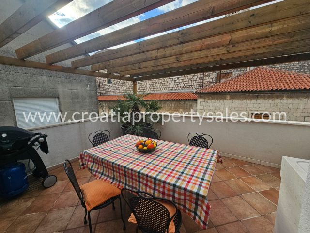 Casa in vendita 150 m² – Kastela