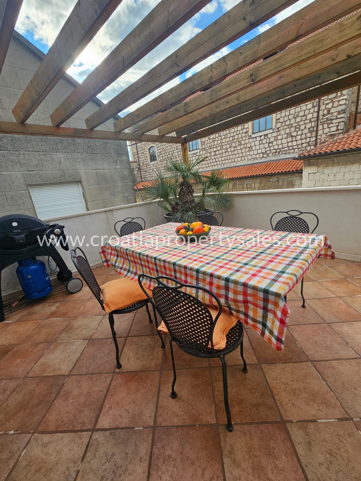 Casa In vendita -  Kastela