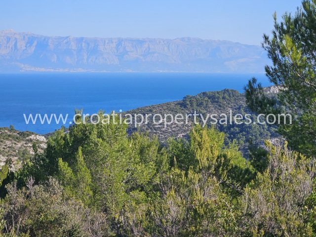 Parcela na predaj 66000 m² – Hvar