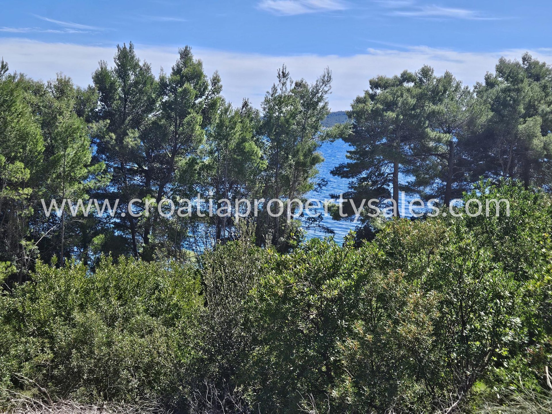 Pozemok Na predaj -  Hvar