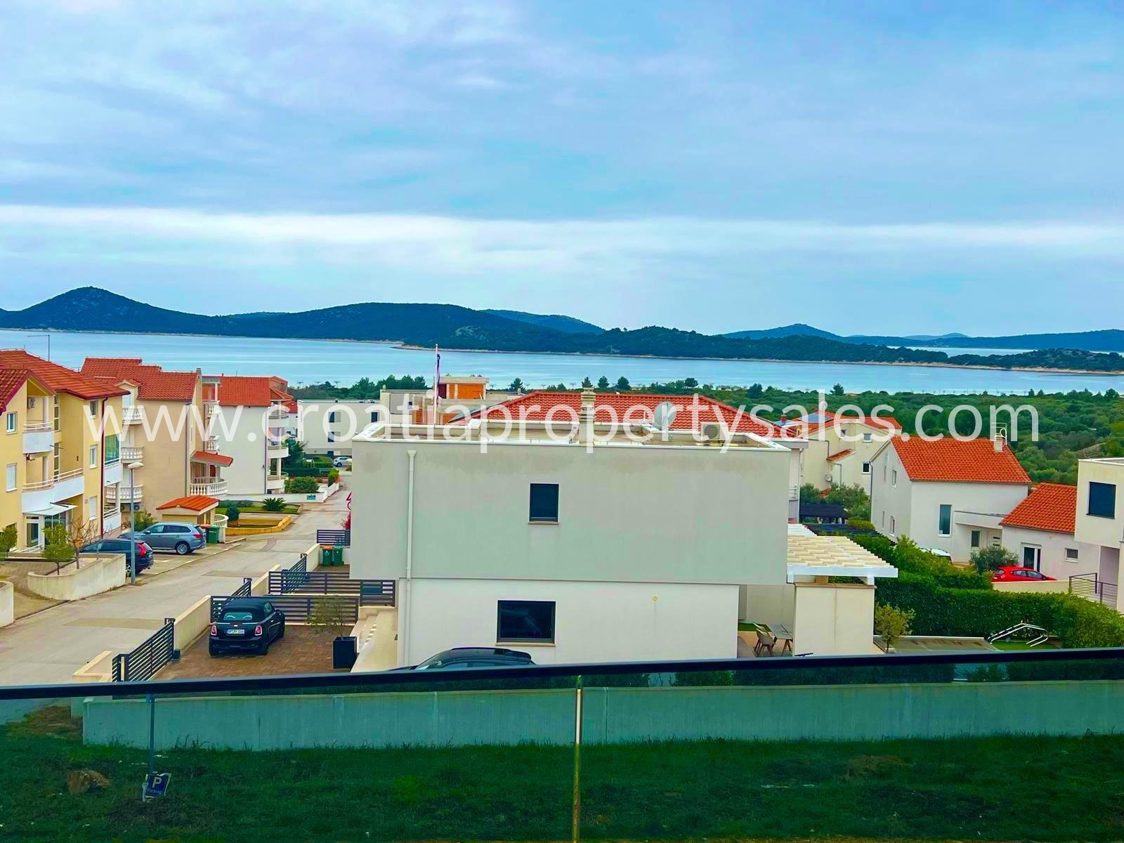 Haus Zu verkaufen - Šibensko-kninska Šibenik