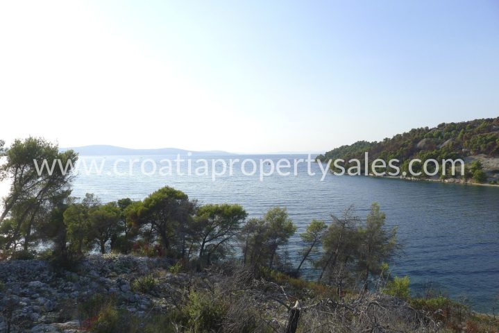 Pozemek na prodej 5736 m² – Brac