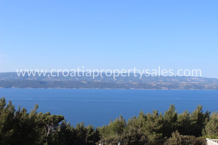 Pozemek na prodej 2000 m² – Omis