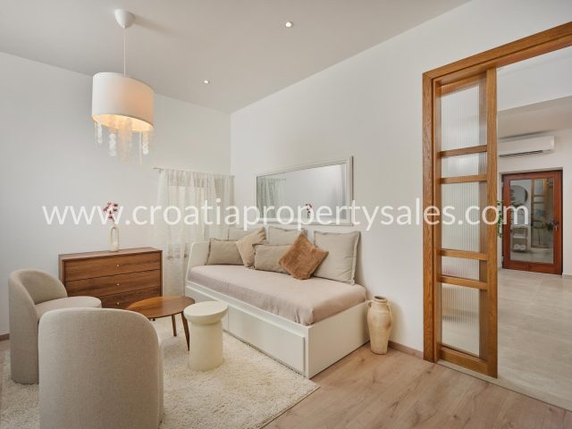 House For sale - Splitsko-dalmatinska Kaštela - foto 5/21