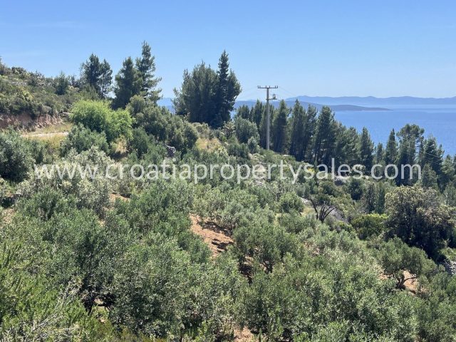 Land for sale 1564 m² – Hvar