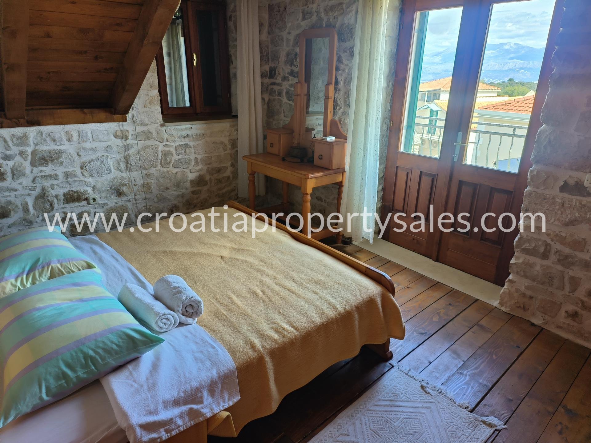 Casa In vendita -  Brac