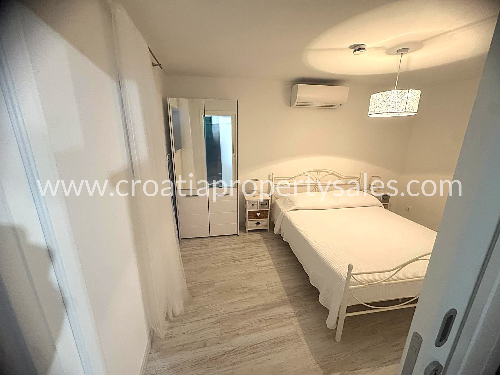 Casa In vendita -  Kastela