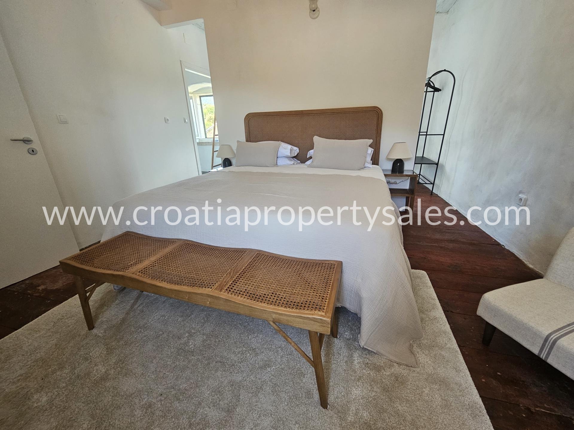 Casa In vendita -  Hvar